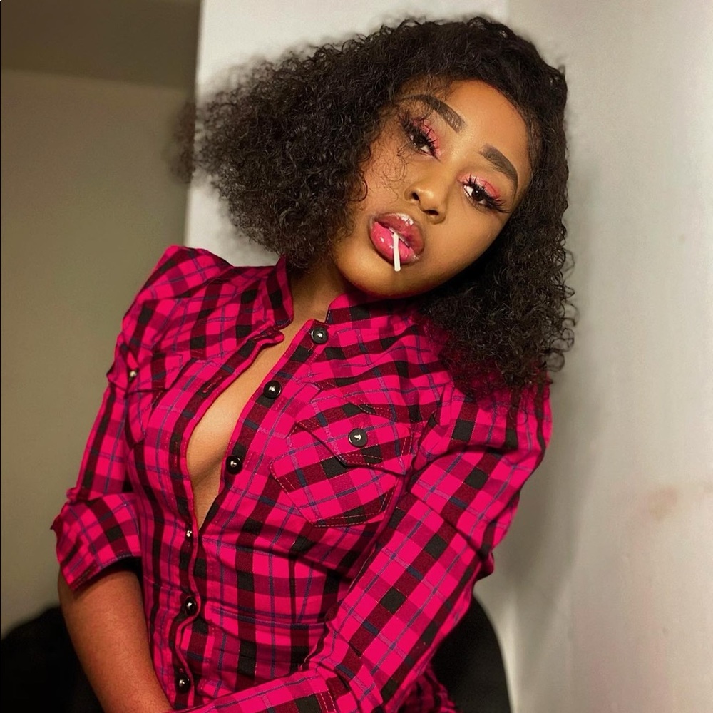 Meet your Posher, Chisom